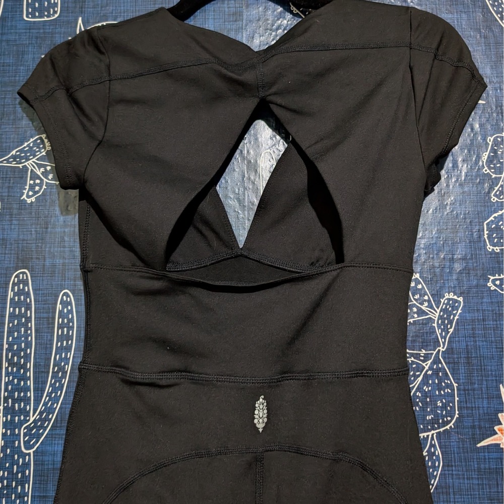 FP Movement by Free People New Wave V-Neck One-Piece Black Women's Small - Picture 10 of 12